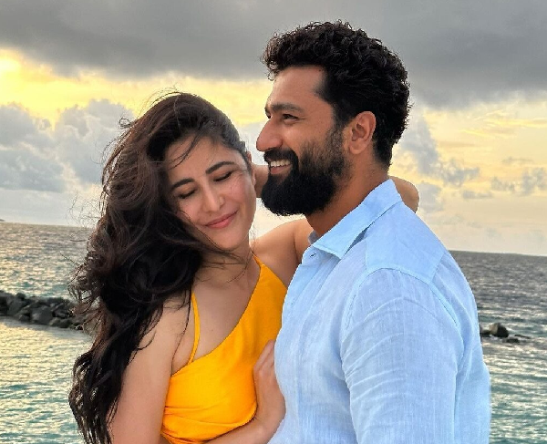 विक्की-कटरीना के घर गूंजी किलकारी! कपल बने पैरेंट्स, कटरीना ने बेटे को दिया जन्म