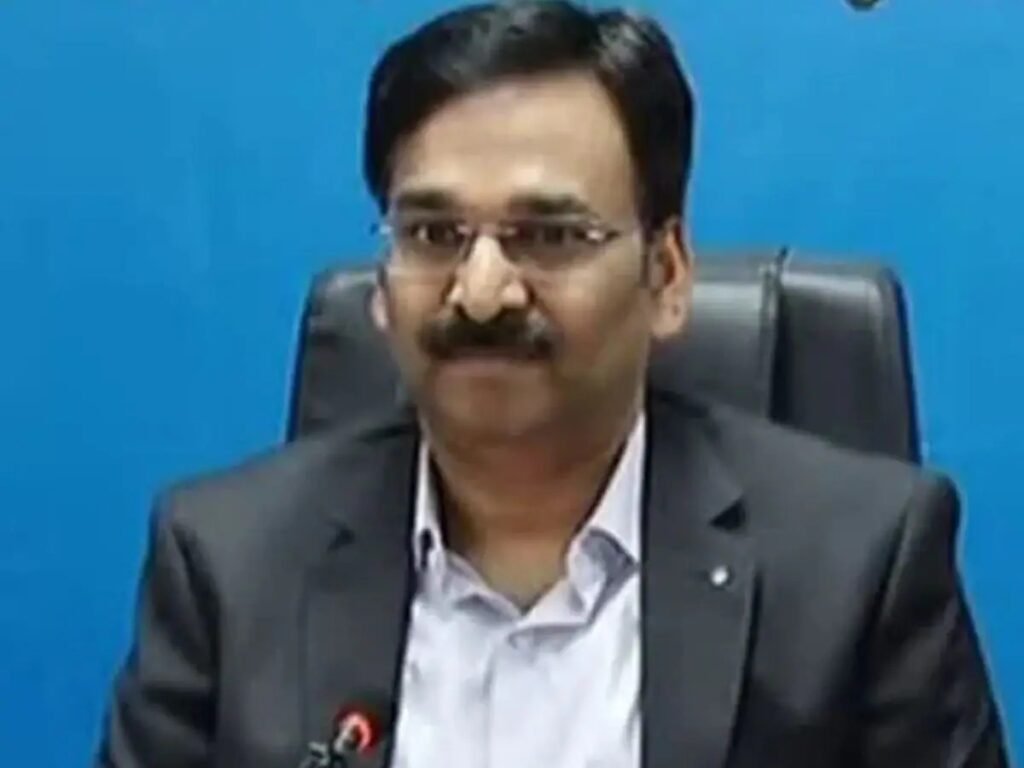 रांची: IAS विनय चौबे पर ACB की नई कार्रवाई, रिश्तेदारों और करीबी दोस्तों समेत 7 पर FIR दर्ज IAS Vinay Chaube, ACB Action Jharkhand, Corruption Case Jharkhand, Illegal Property Case, Vinay Singh, FIR News Ranchi, Jharkhand News, Anti Corruption Bureau