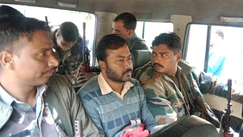 चाईबासा में एसीबी की कार्रवाई: घूस लेते कार्यपालक अभियंता गिरफ्तार